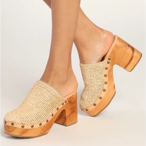 Free People Shoes - SOLD Free people Claudia crochet clog